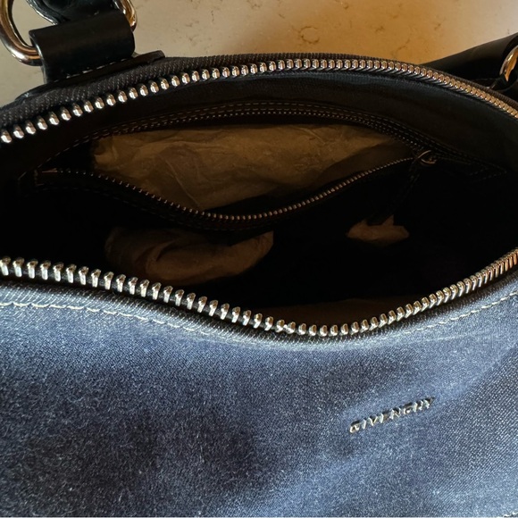 GIVENCHY “Pandora” Denim/Leather Bag Excellent condition!! Size Medium - Picture 8 of 13